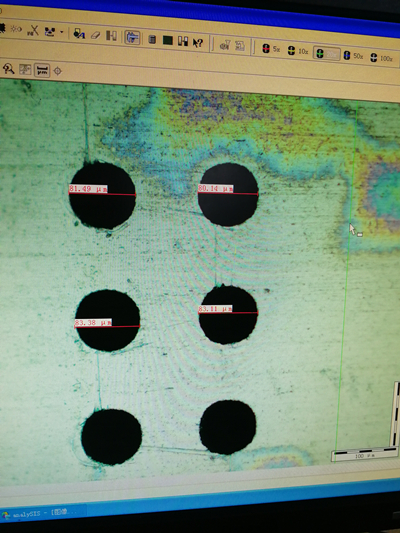 80微米孔放大800倍測量數據.jpg
